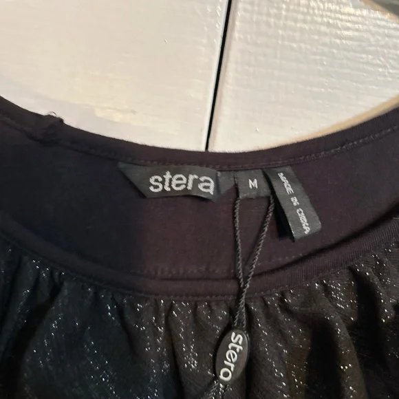 NWT Stera Top Size M Medium Black Silver Shimmer Layered Ruffle Neckline… - Picture 6 of 10